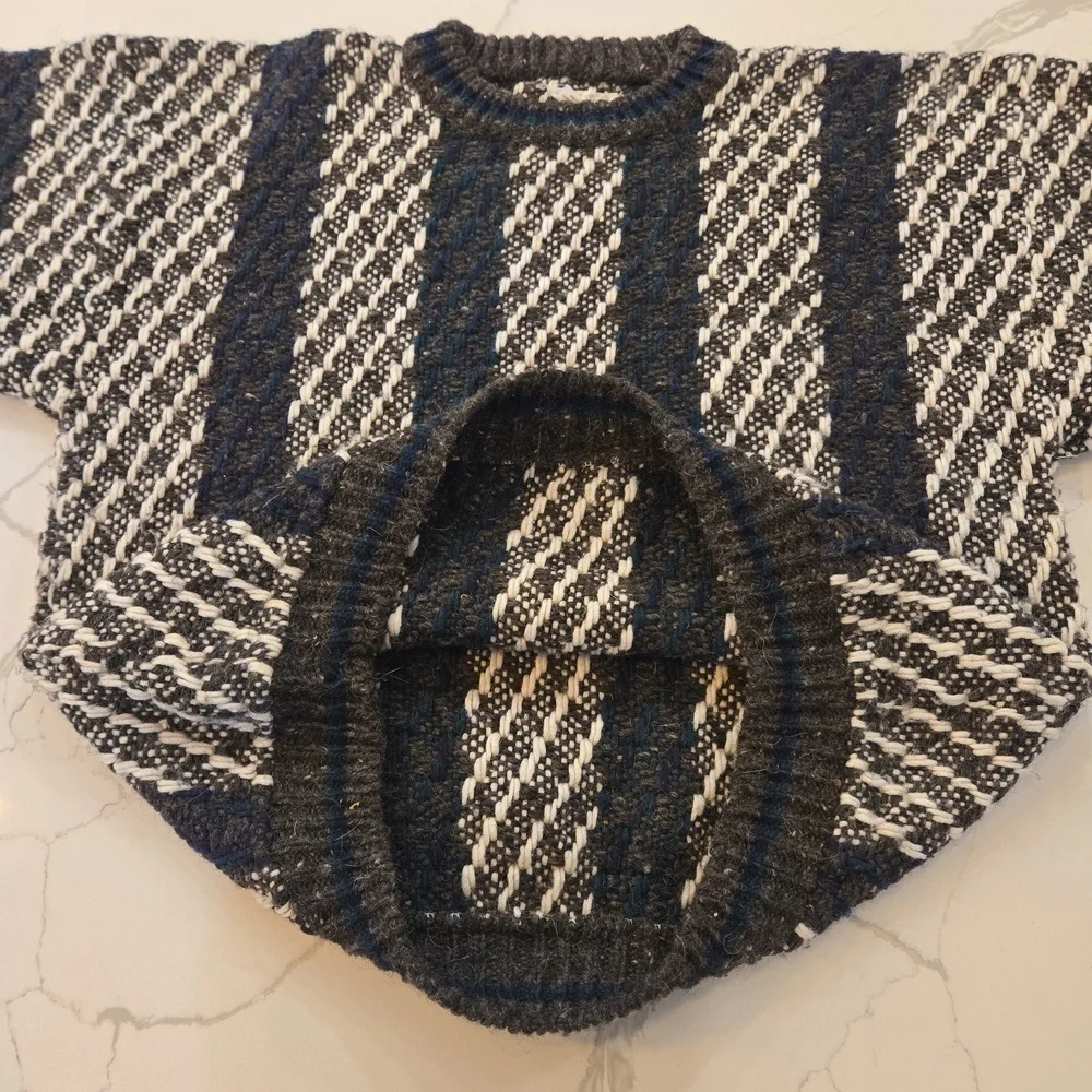 Vintage Wooly-Wooly Mens Wool Crewneck Long Sleeve Striped Sweater Size Large